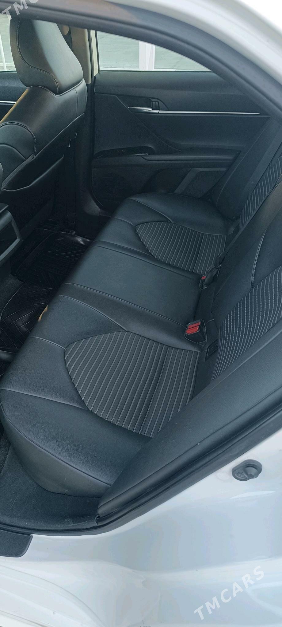 Toyota Camry 2020 - 280 000 TMT - Baýramaly - img 3