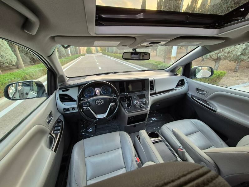 Toyota Sienna 2017 - 385 000 TMT - Köşi - img 8