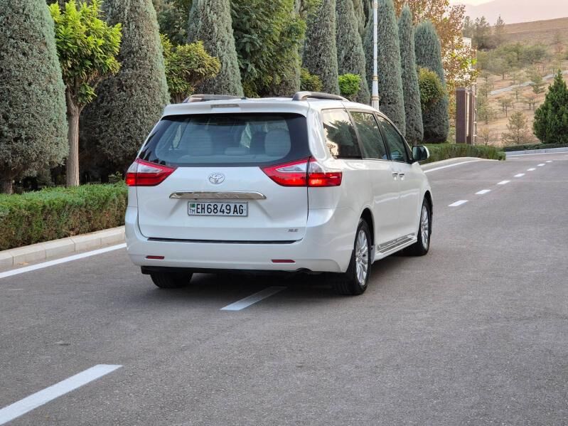 Toyota Sienna 2017 - 385 000 TMT - Köşi - img 5