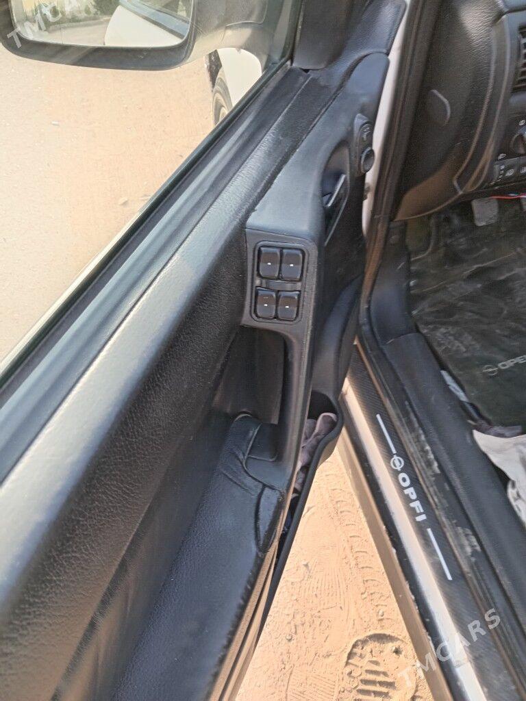 Opel Astra 2000 - 65 000 TMT - Daşoguz - img 5