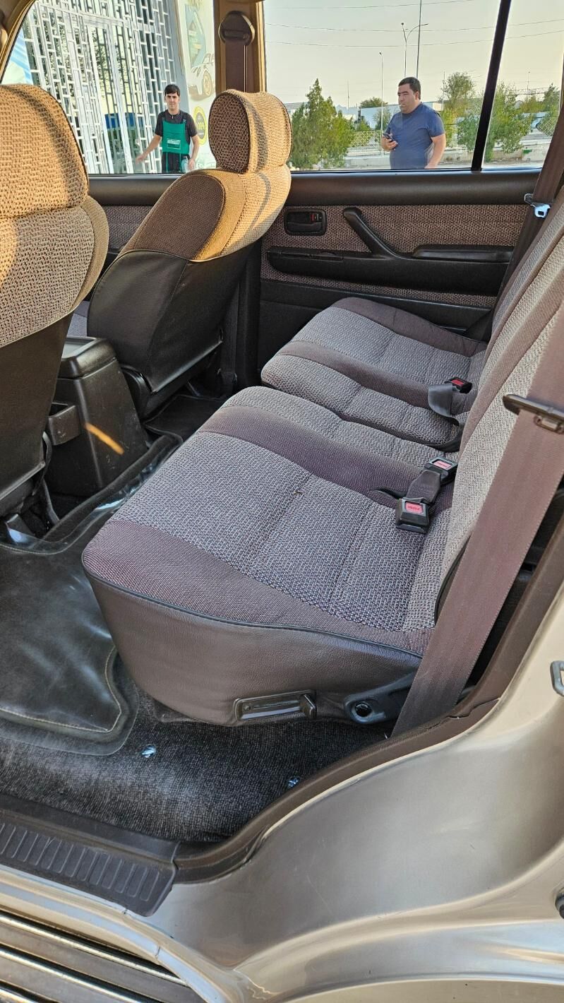 Toyota Land Cruiser 1993 - 225 000 TMT - Balkanabat - img 8