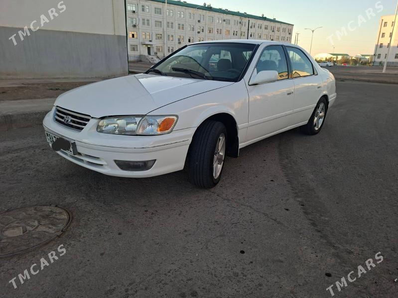 Toyota Camry 2000 - 120 000 TMT - Дашогуз - img 5