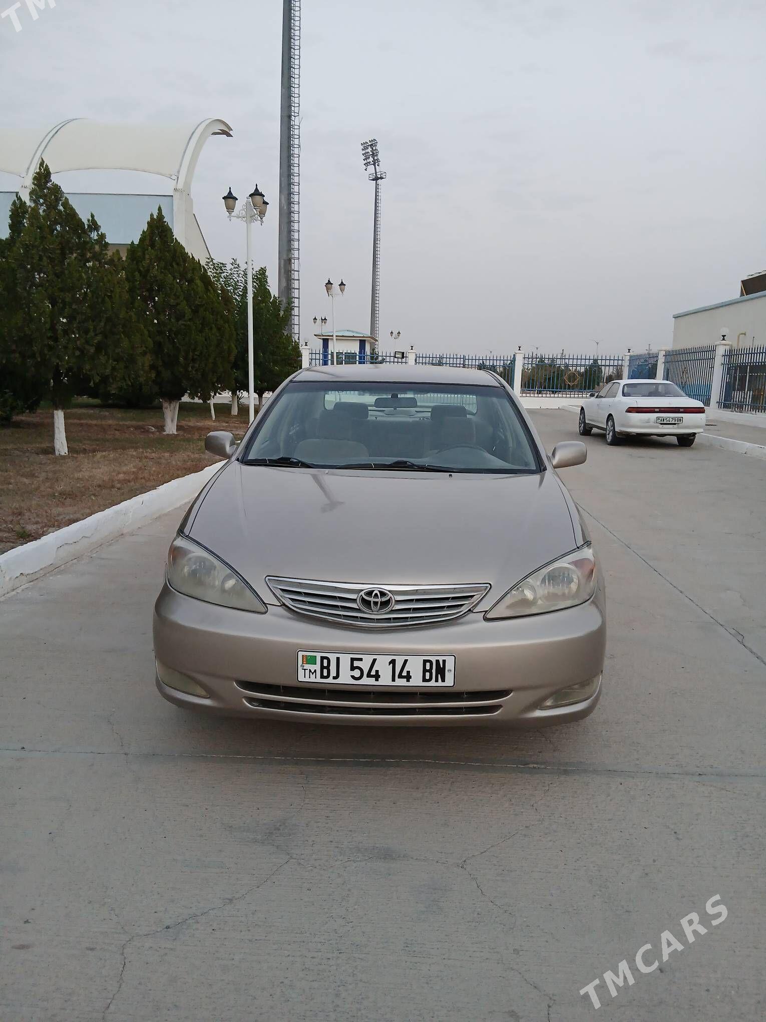 Toyota Camry 2004 - 150 000 TMT - Гызыларбат - img 3