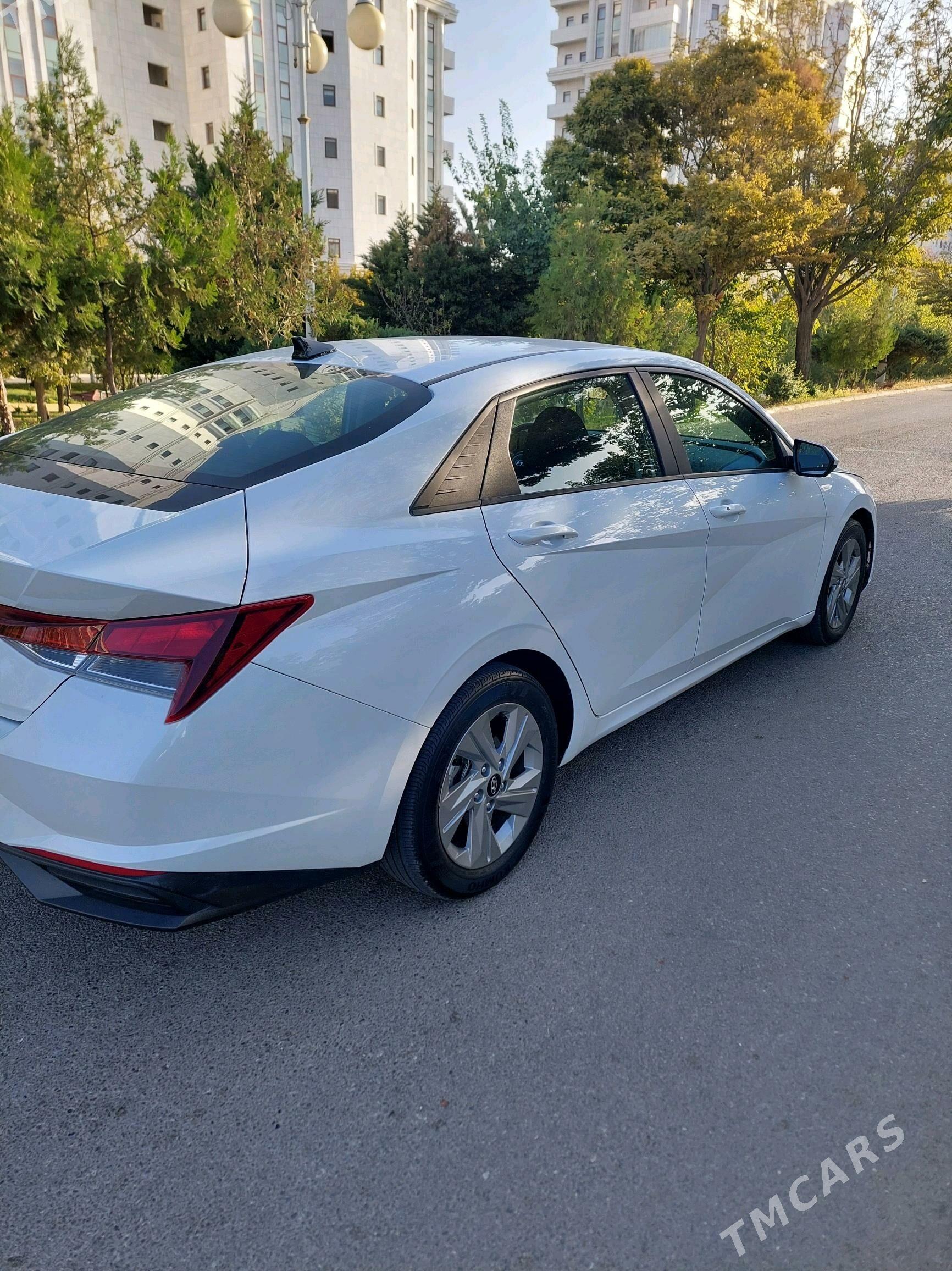 Hyundai Elantra 2021 - 260 000 TMT - Aşgabat - img 5