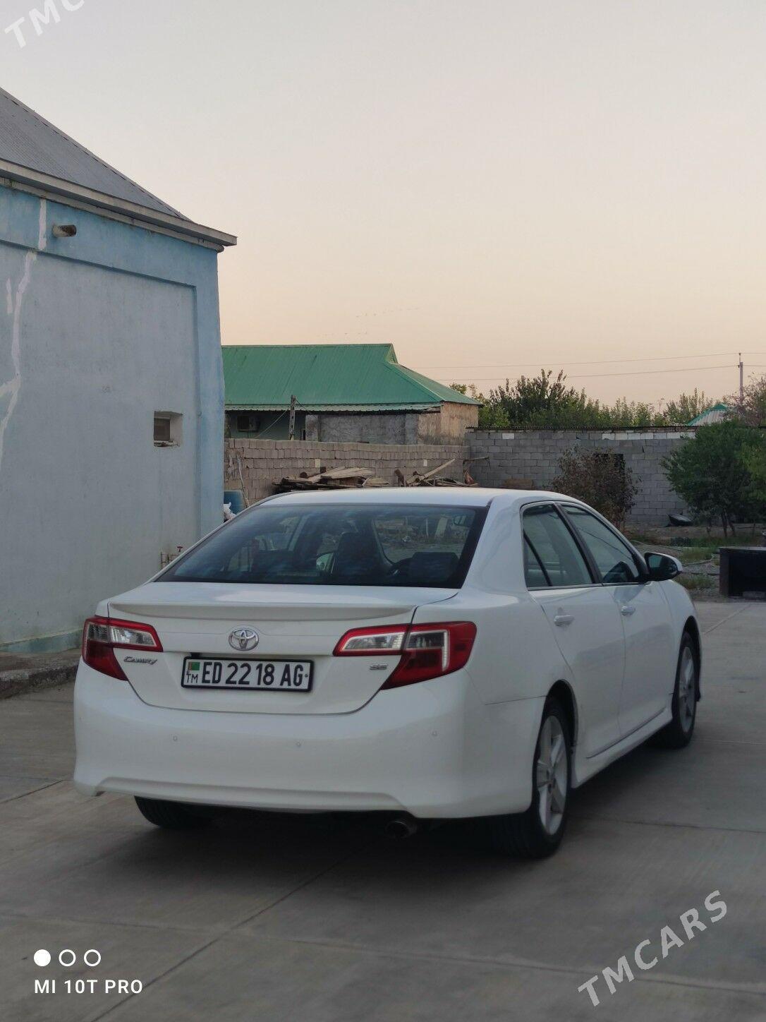 Toyota Camry 2012 - 208 000 TMT - Ашхабад - img 2
