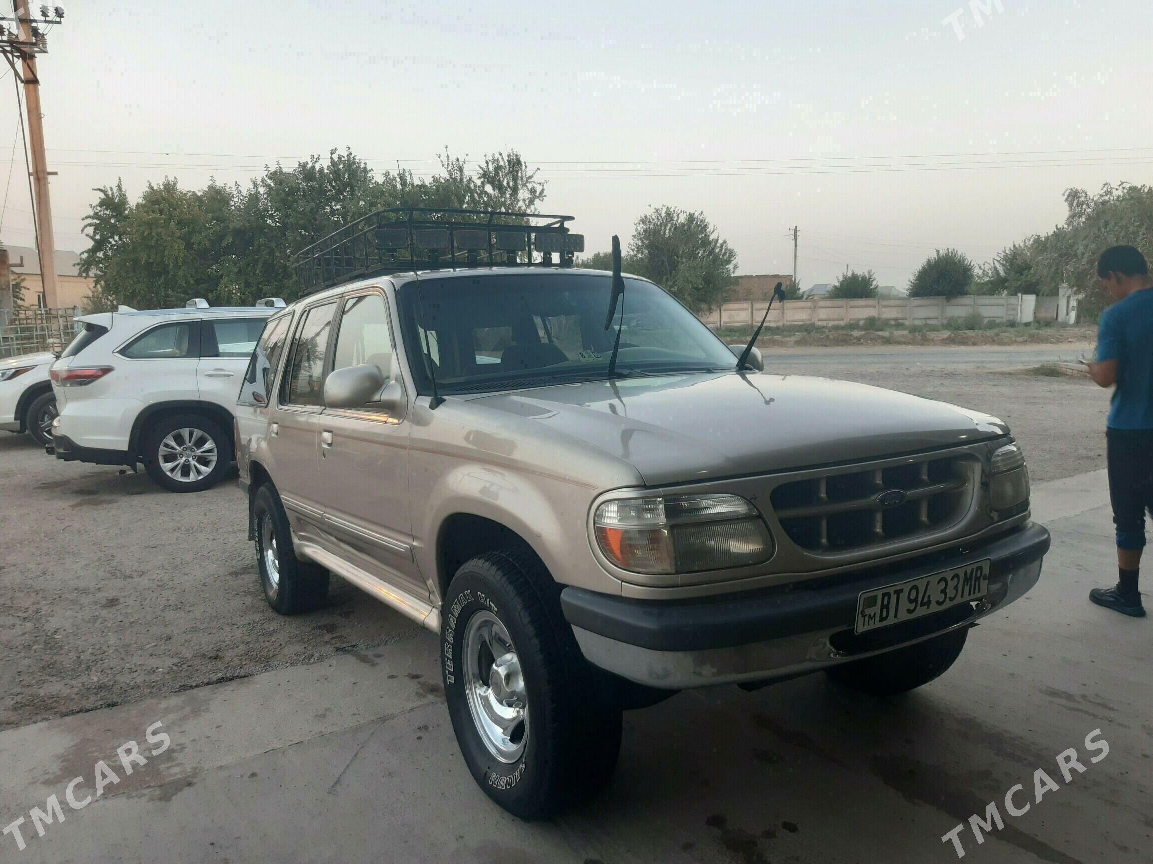 Ford Explorer 1998 - 55 000 TMT - Мары - img 2