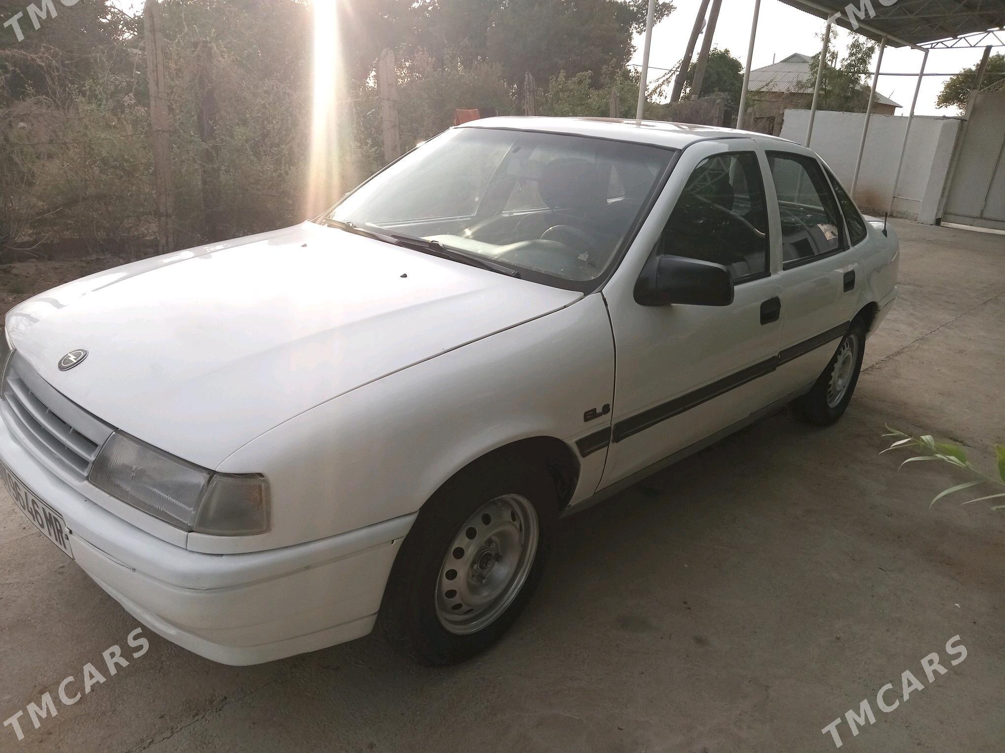 Opel Vectra 1992 - 25 000 TMT - Ёлётен - img 2