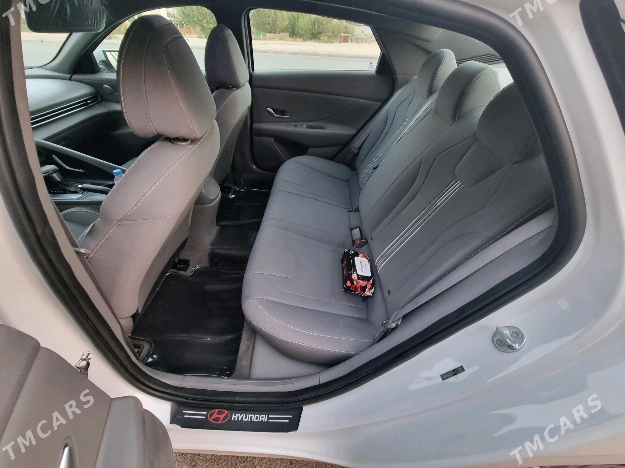 Hyundai Elantra 2021 - 235 000 TMT - Aşgabat - img 3