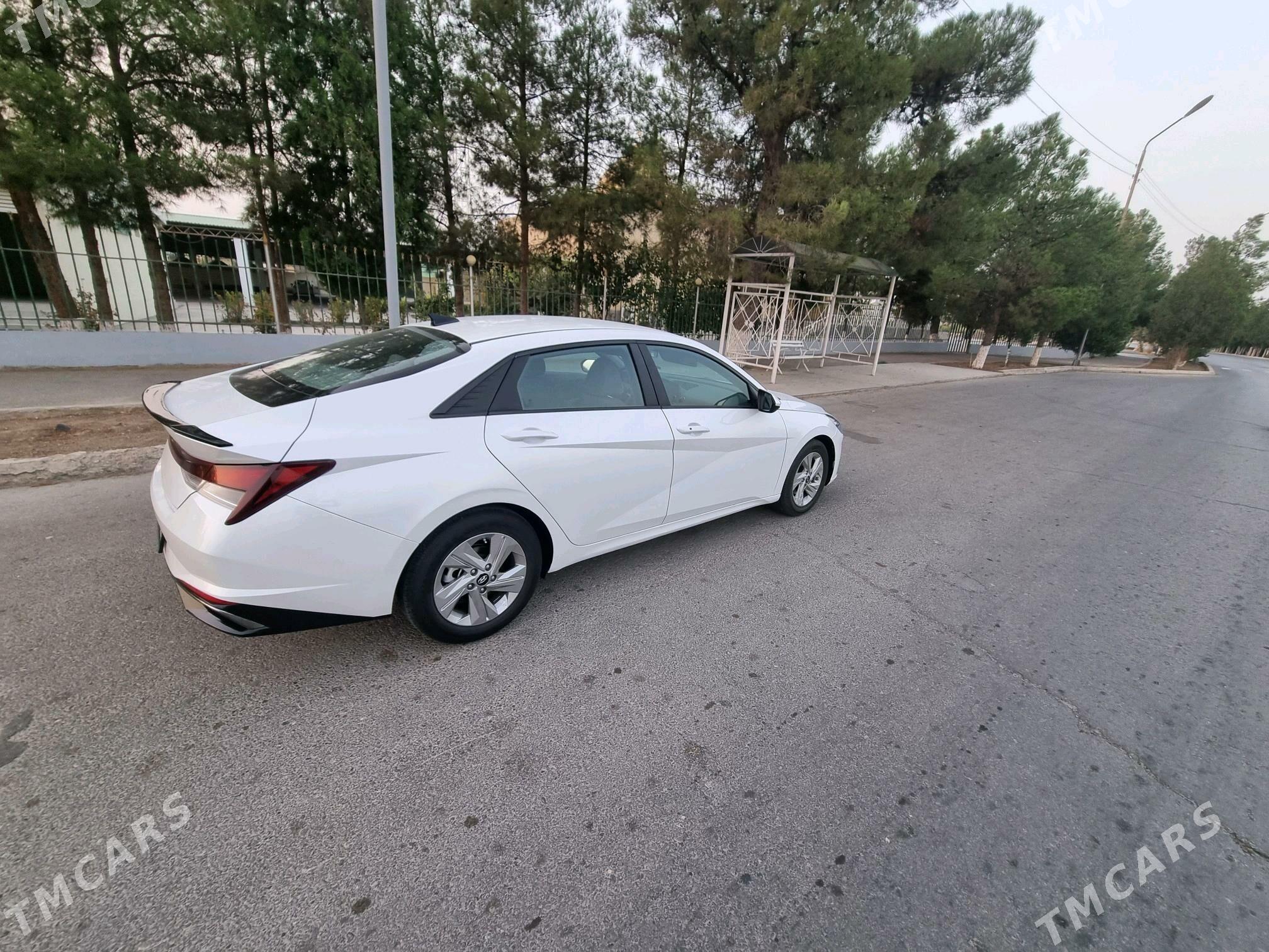 Hyundai Elantra 2021 - 235 000 TMT - Aşgabat - img 4