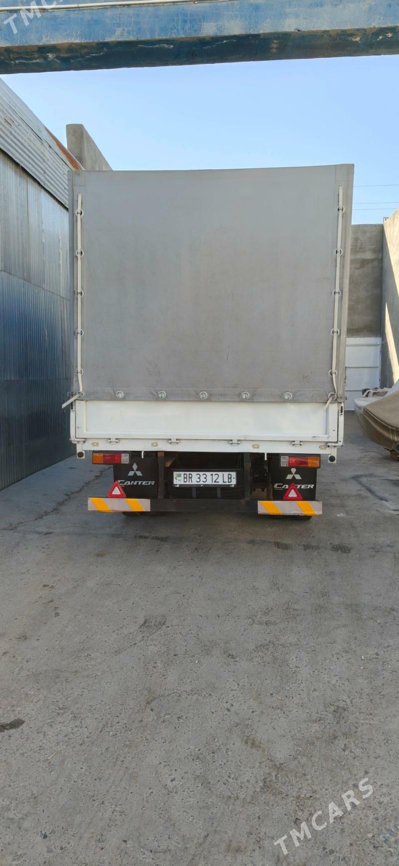 Mitsubishi Canter 2021 - 450 000 TMT - Туркменабат - img 4