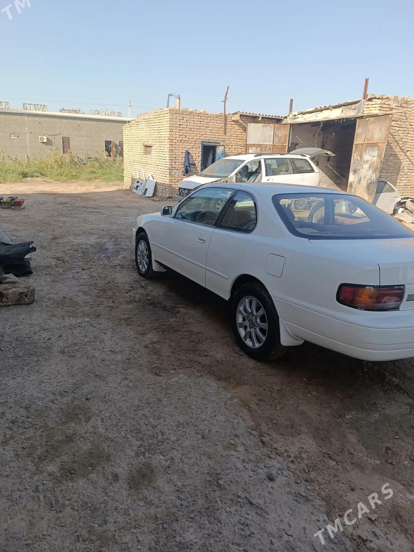 Toyota Camry 1996 - 70 000 TMT - Мары - img 2