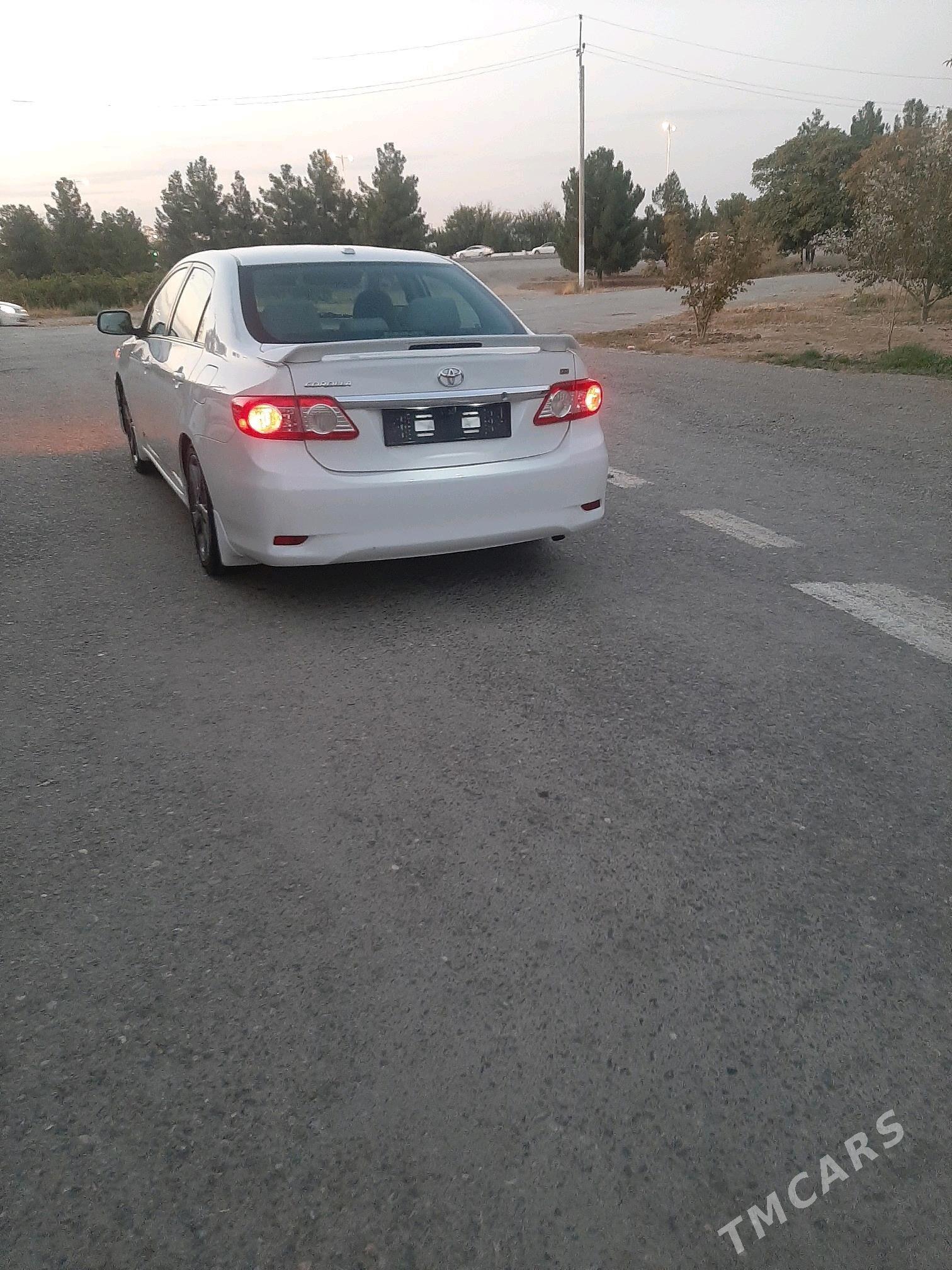 Toyota Corolla 2012 - 170 000 TMT - Aşgabat - img 4