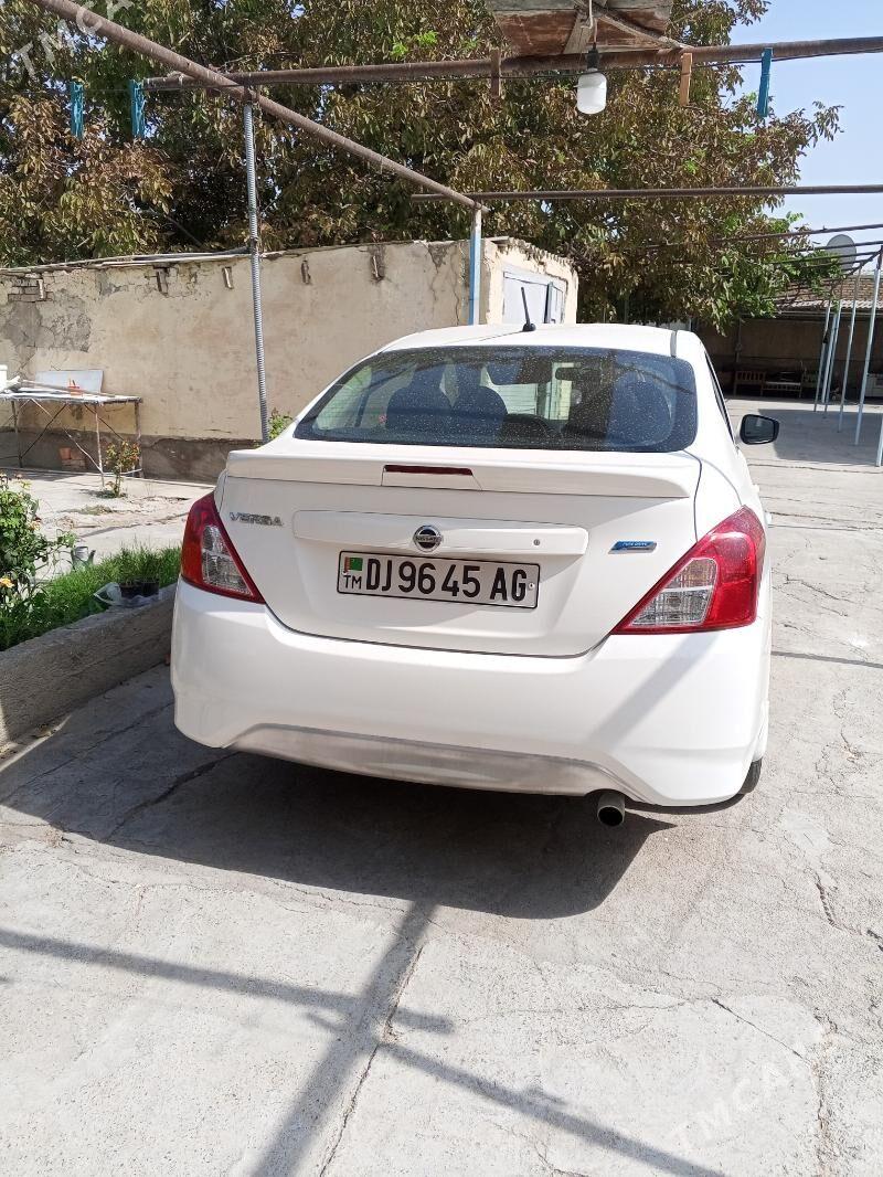 Nissan Versa 2016 - 114 000 TMT - Гёкдже - img 3
