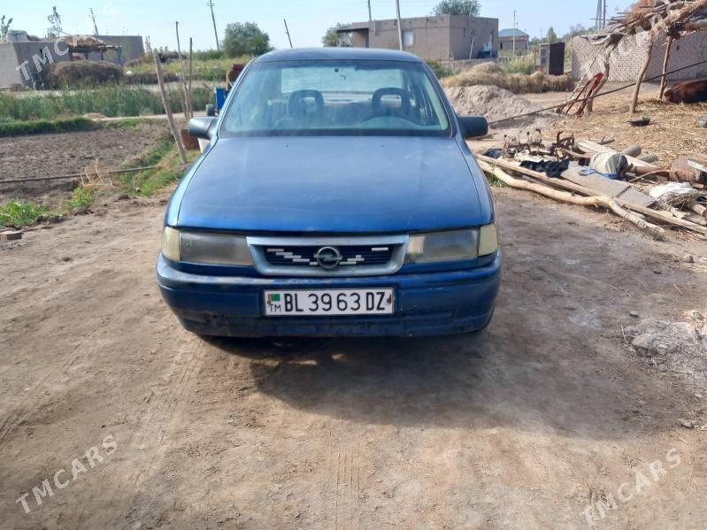 Opel Vectra 1993 - 23 000 TMT - Гурбансолтан Едже - img 4