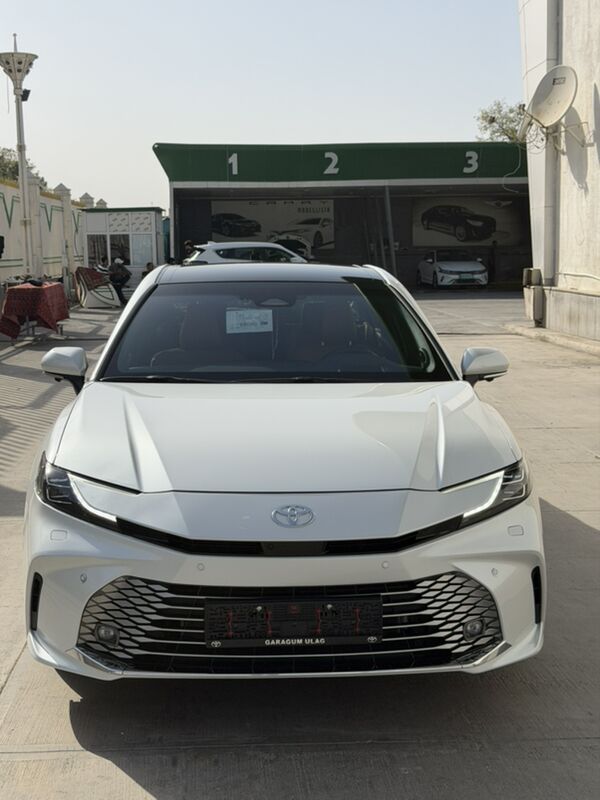 Toyota Camry 2025 - 642 000 TMT - Aşgabat - img 6
