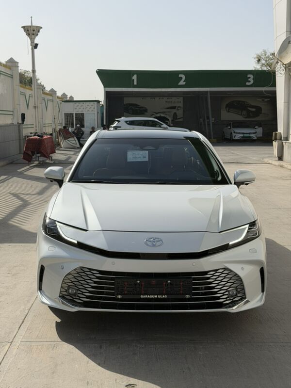Toyota Camry 2025 - 642 000 TMT - Aşgabat - img 2
