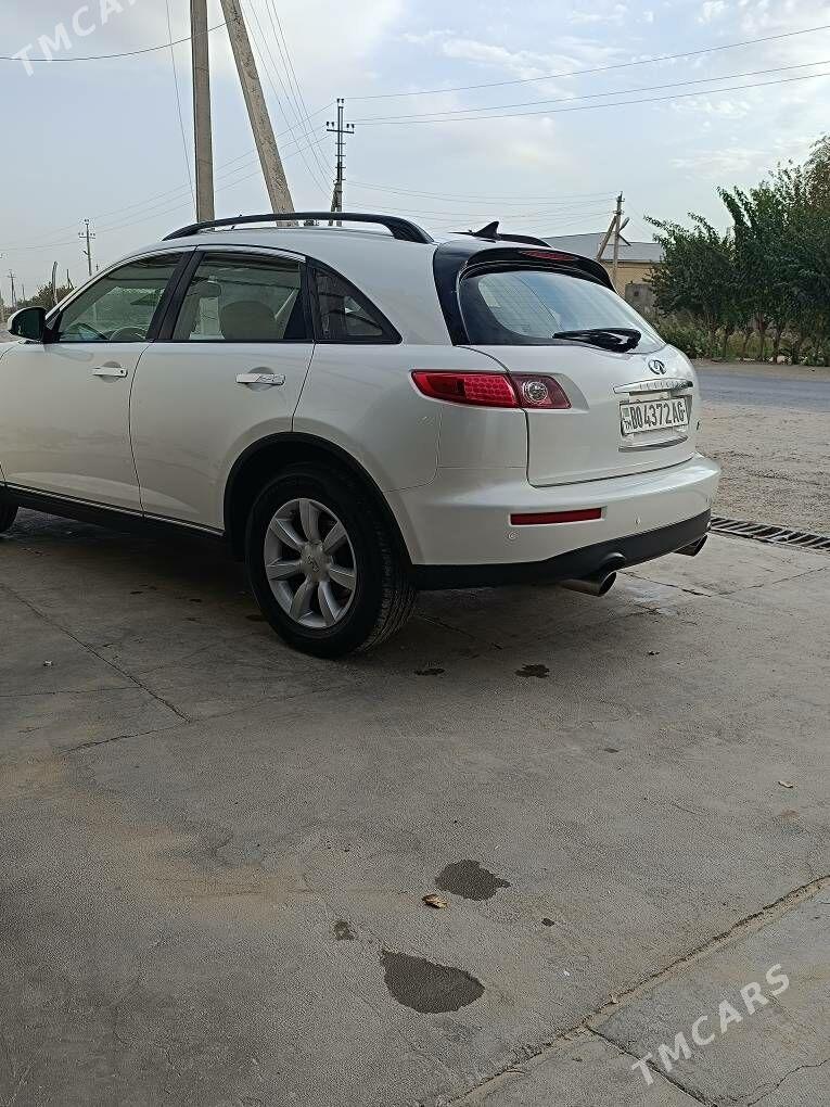 Infiniti FX35 2005 - 125 000 TMT - Мары - img 2