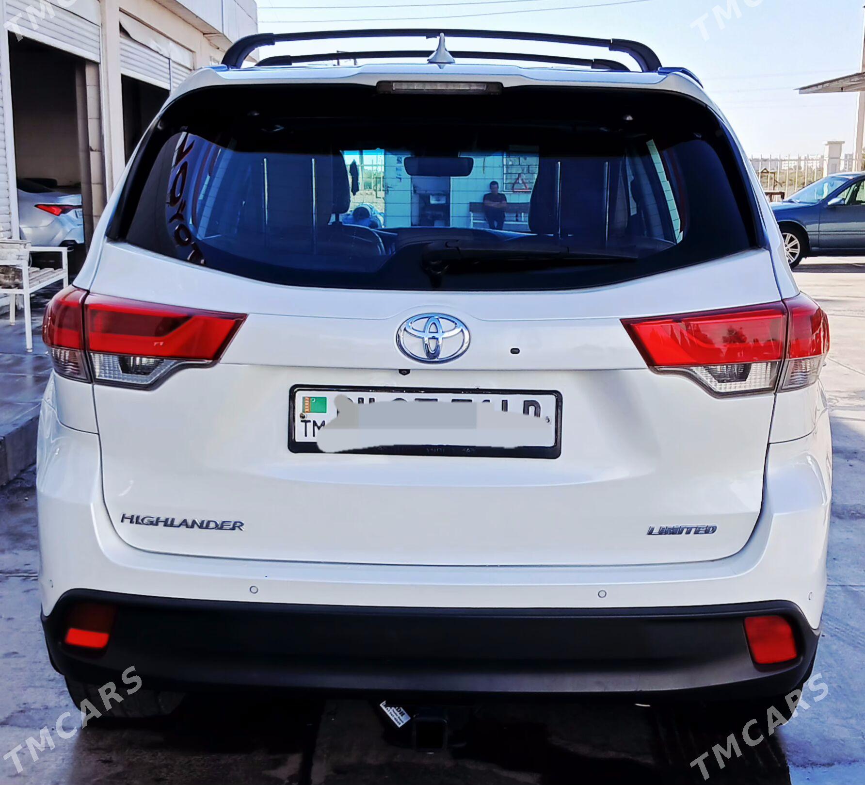Toyota Highlander 2018 - 440 000 TMT - Туркменабат - img 4
