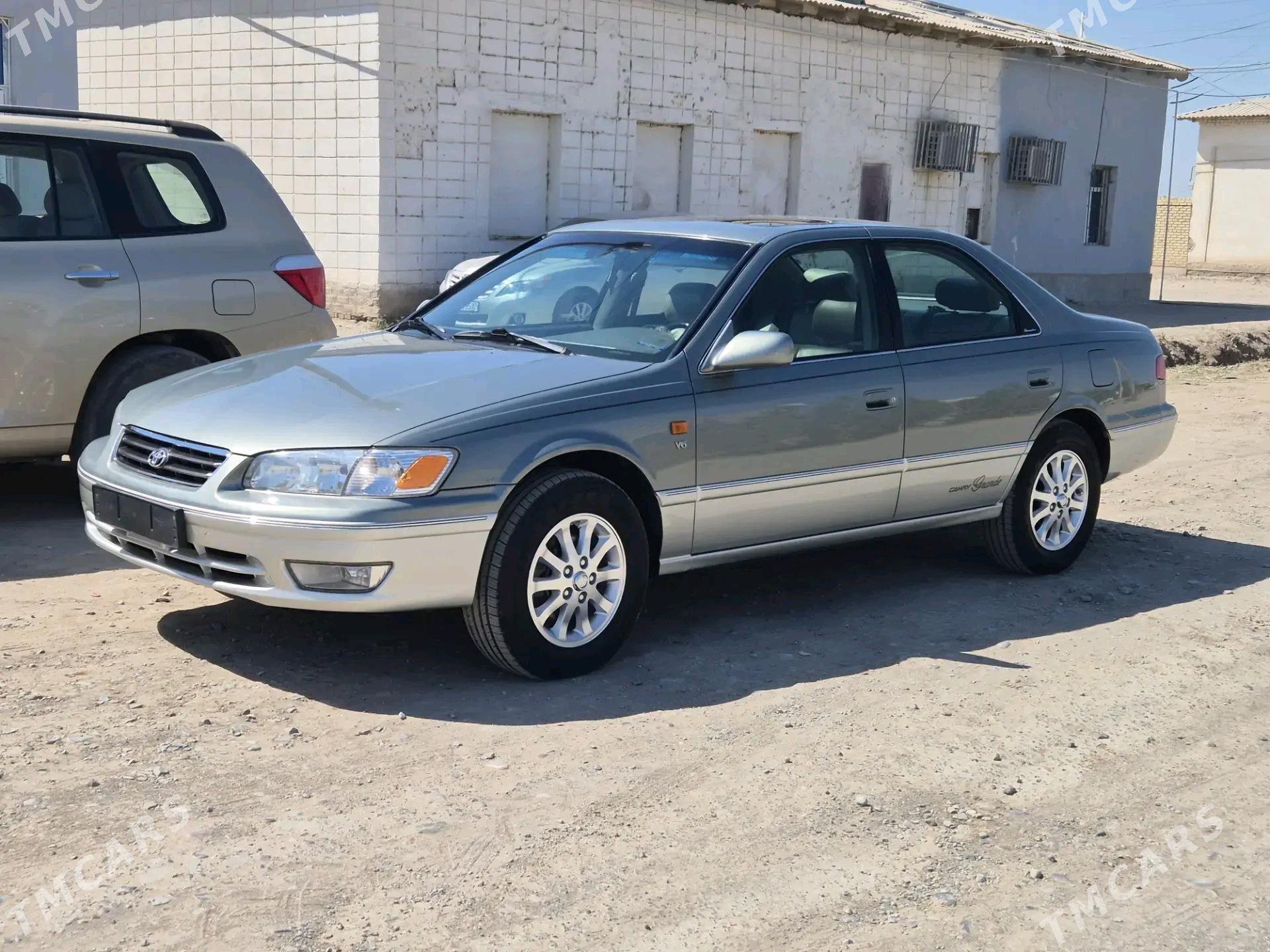 Toyota Camry 2000 - 190 000 TMT - Кёнеургенч - img 2