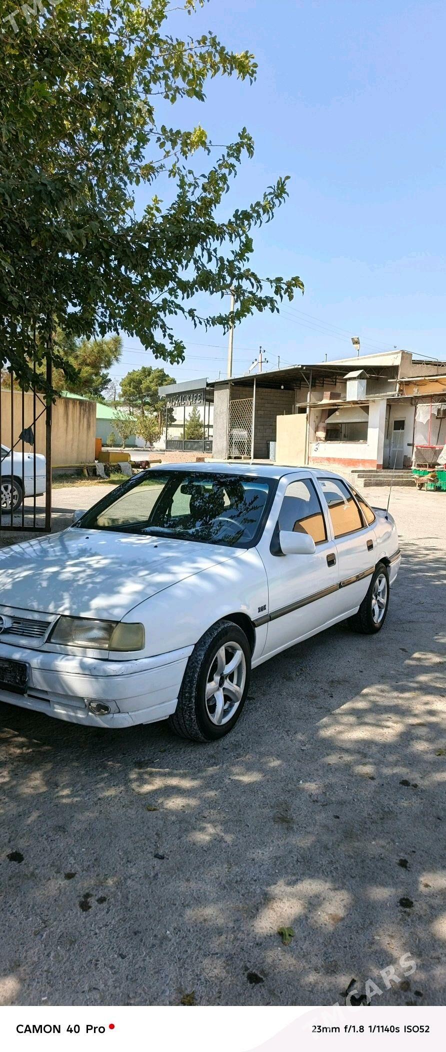 Opel Vectra 1994 - 27 000 TMT - Бахарден - img 4