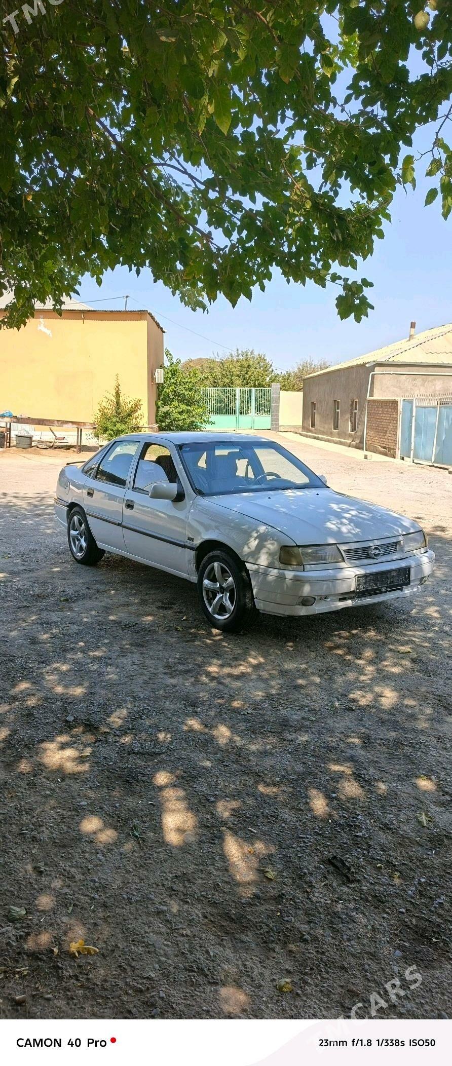 Opel Vectra 1994 - 27 000 TMT - Бахарден - img 3