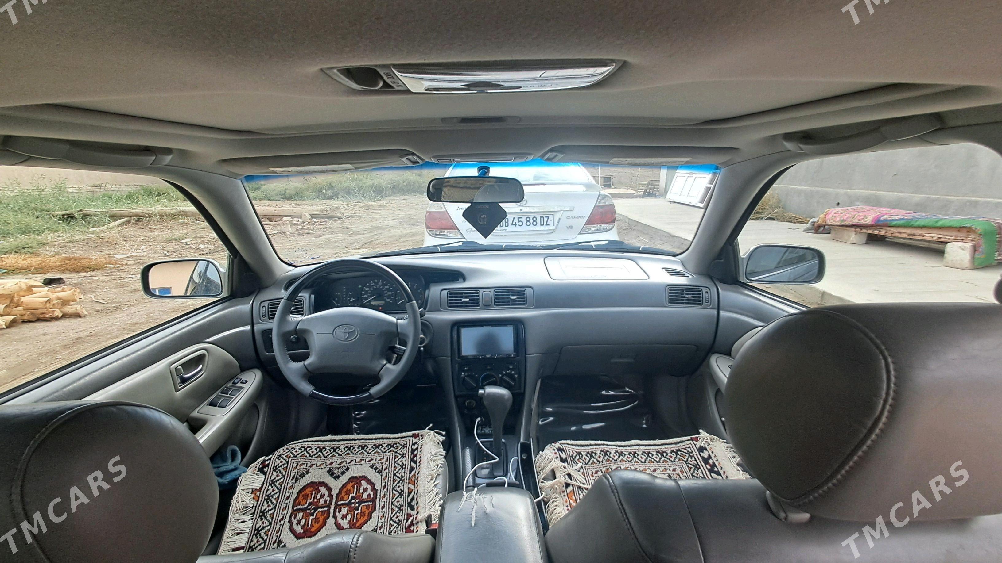 Toyota Camry 2000 - 190 000 TMT - Кёнеургенч - img 4
