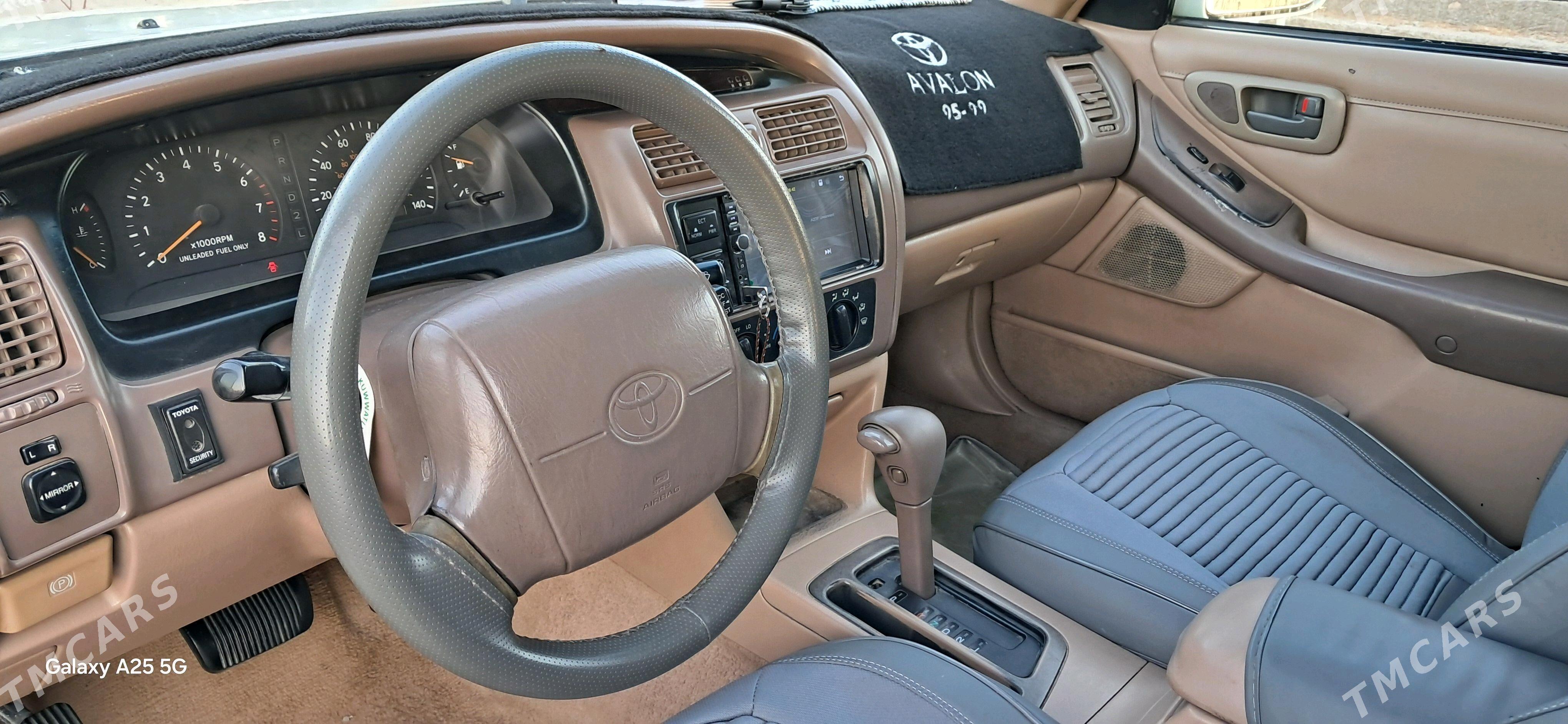 Toyota Avalon 1996 - 110 000 TMT - Теджен - img 4