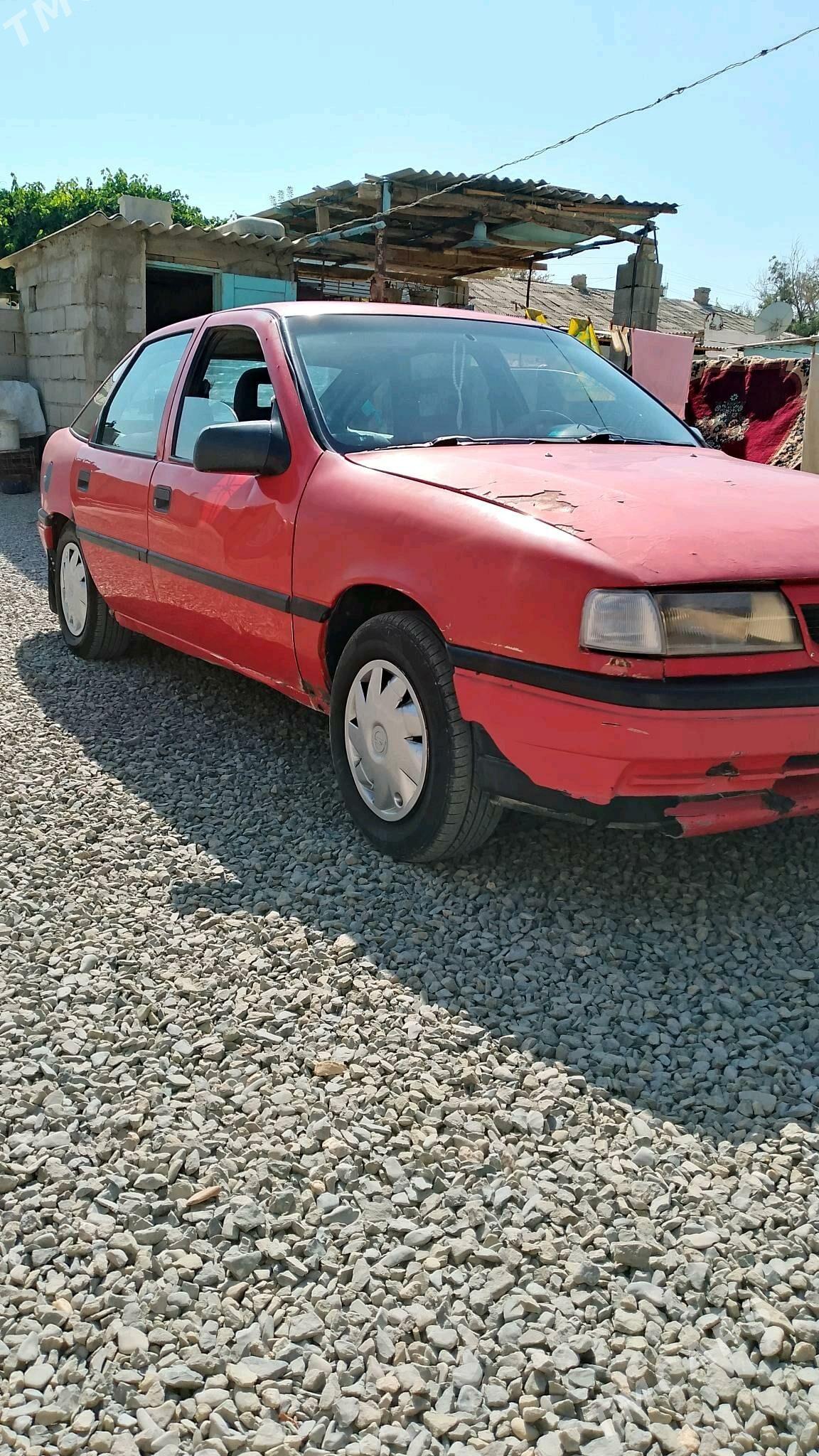 Opel Vectra 1993 - 25 000 TMT - Бахарден - img 4