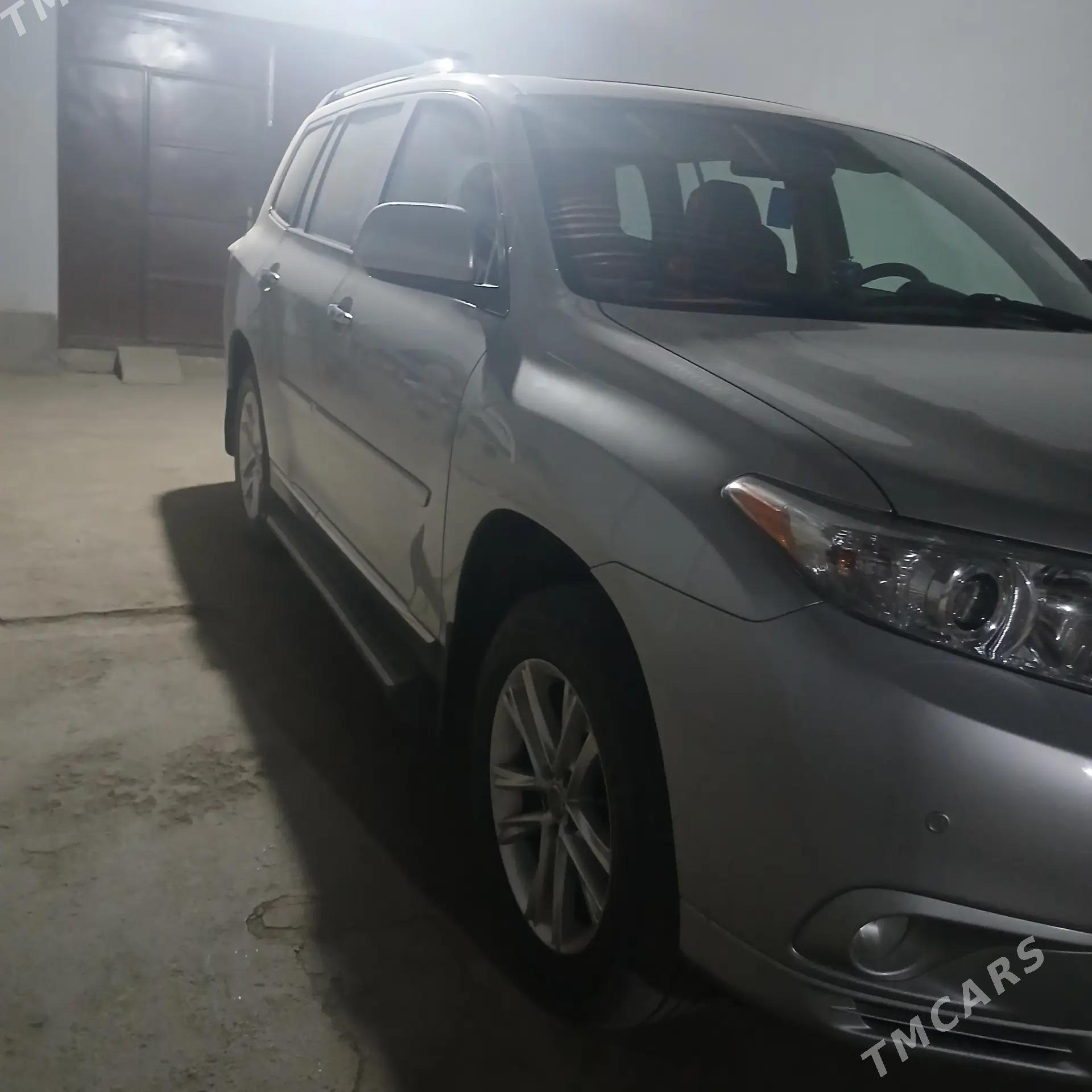 Toyota Highlander 2012 - 335 000 TMT - Дашогуз - img 6