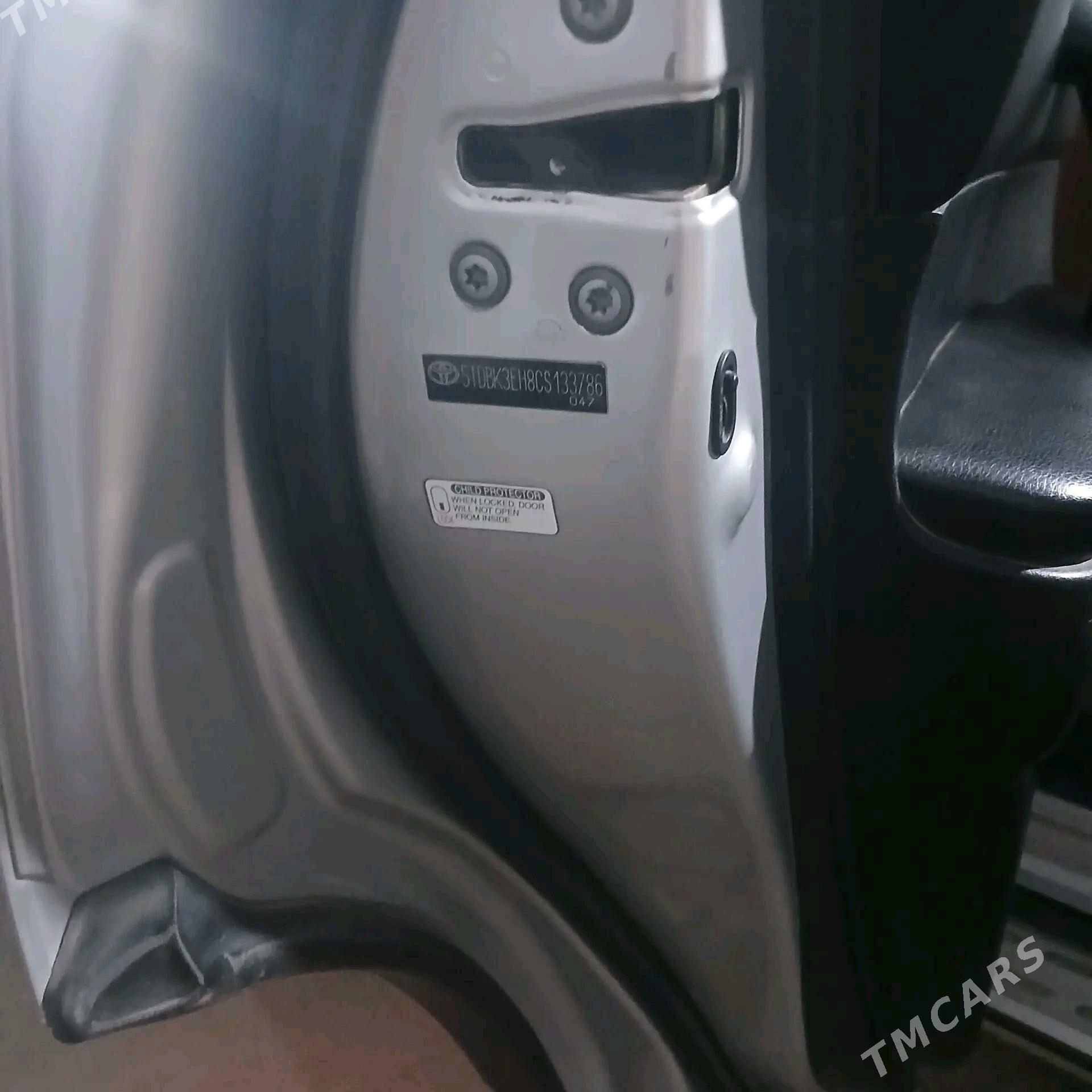 Toyota Highlander 2012 - 335 000 TMT - Дашогуз - img 10