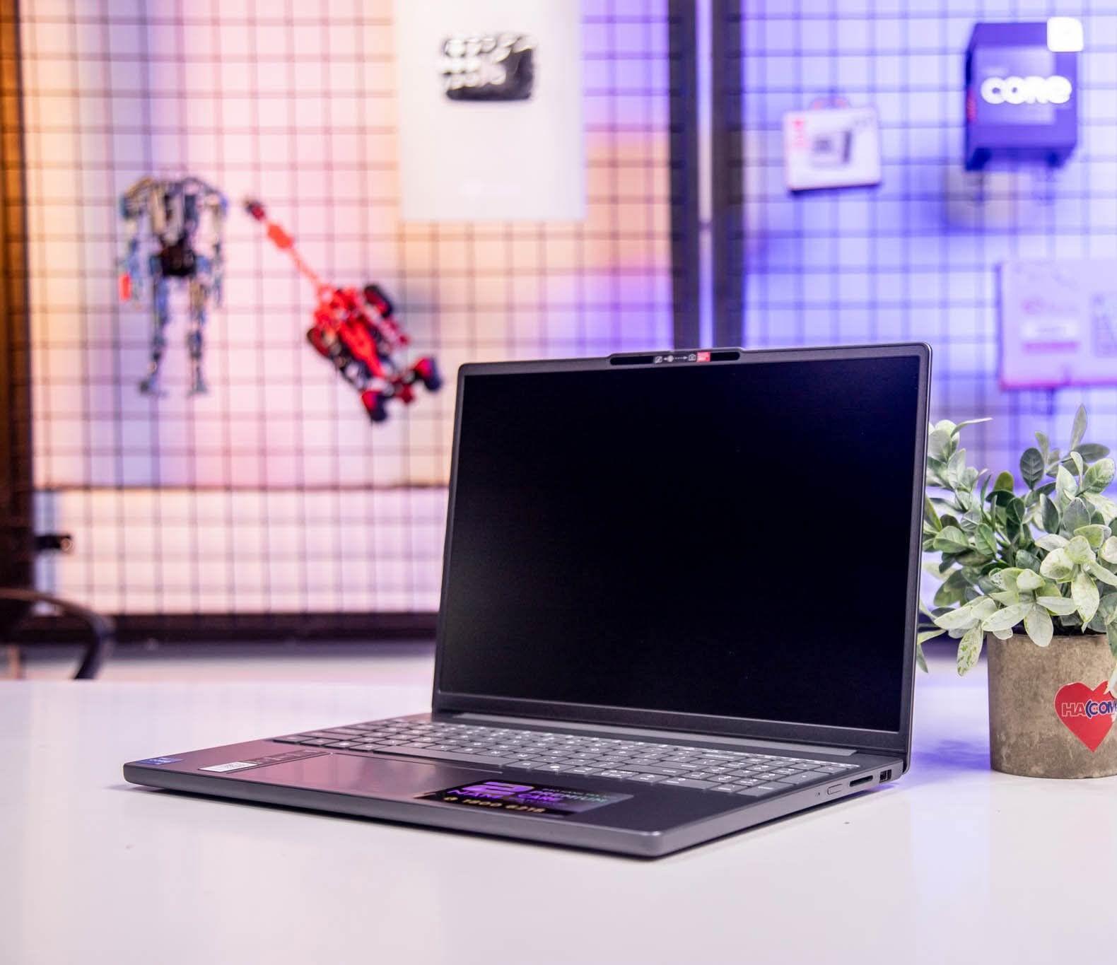 Lenovo 16" i7-13620H 16/512GB - Aşgabat - img 3