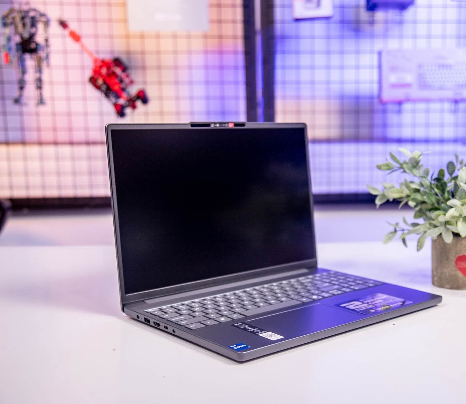 Lenovo 16" i7-13620H 16/512GB - Aşgabat - img 2