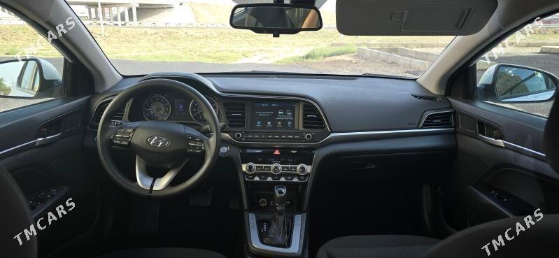 Hyundai Elantra 2020 - 240 000 TMT - Мары - img 9