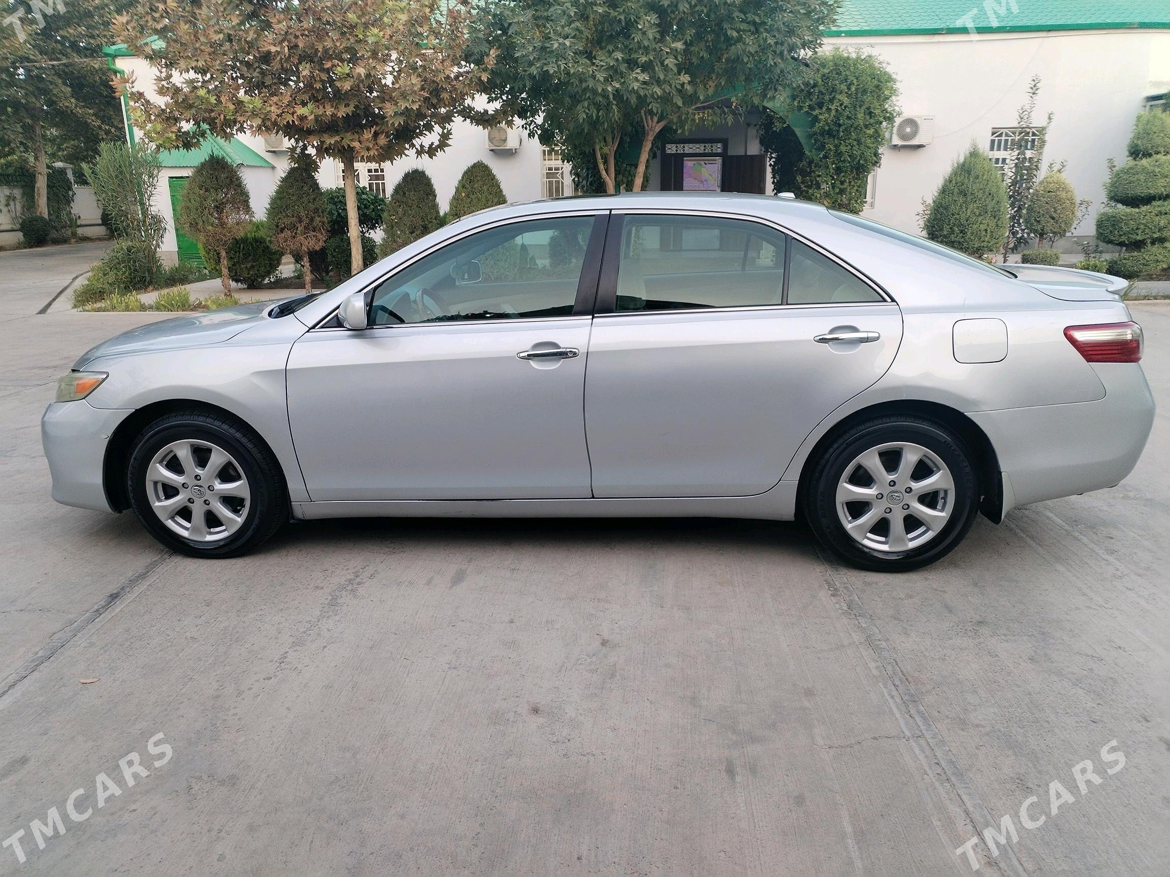 Toyota Camry 2006 - 168 000 TMT - Ак-Бугдайский этрап - img 2
