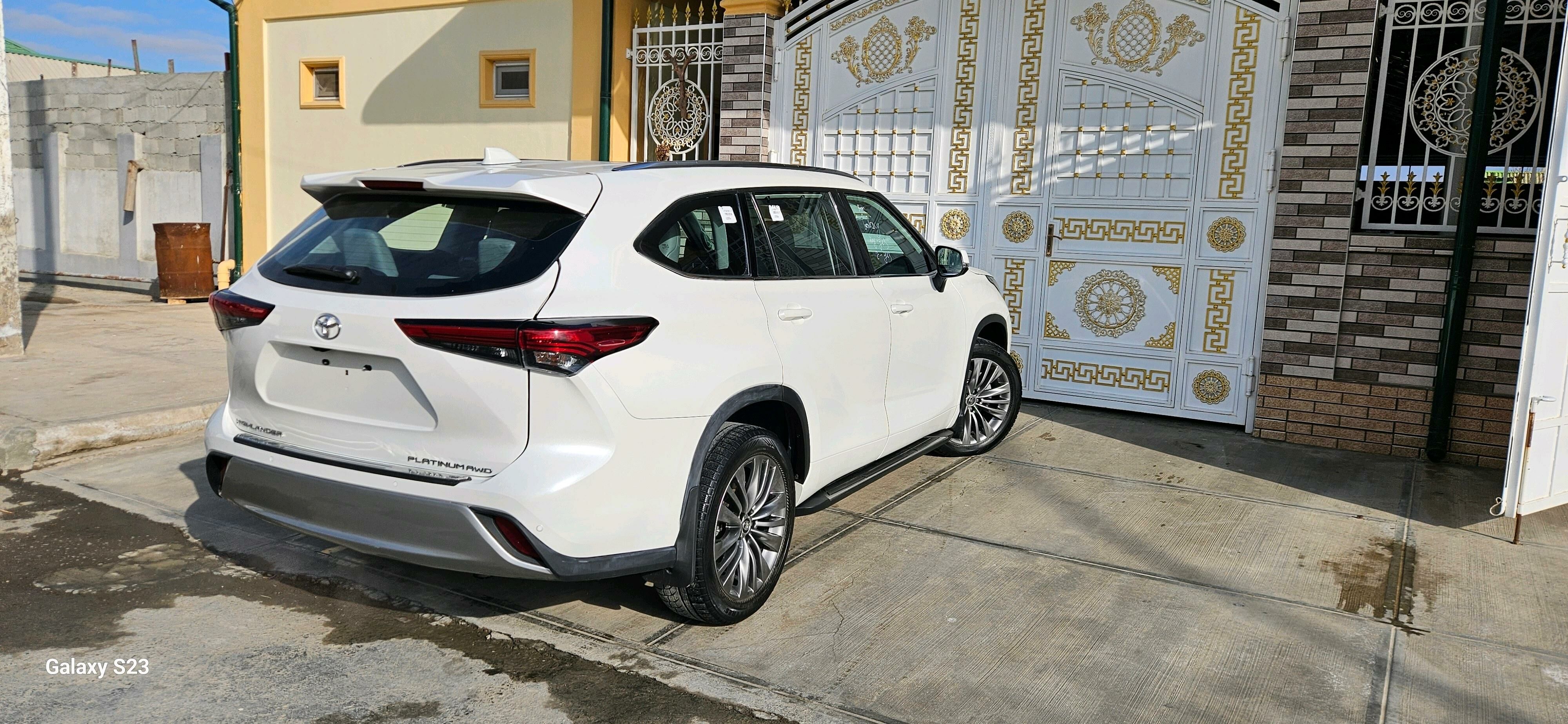 Toyota Highlander 2021 - 792 000 TMT - Aşgabat - img 4