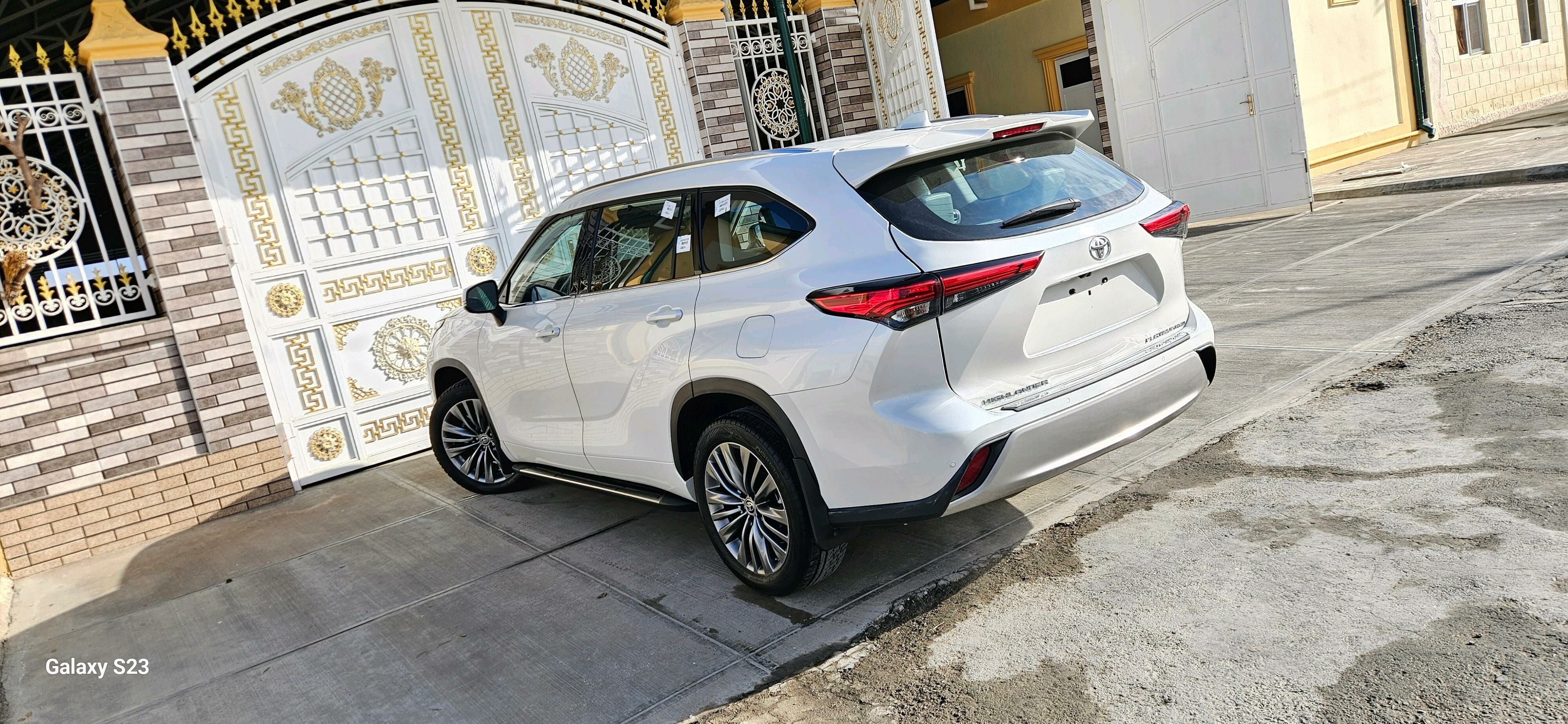 Toyota Highlander 2021 - 792 000 TMT - Aşgabat - img 5