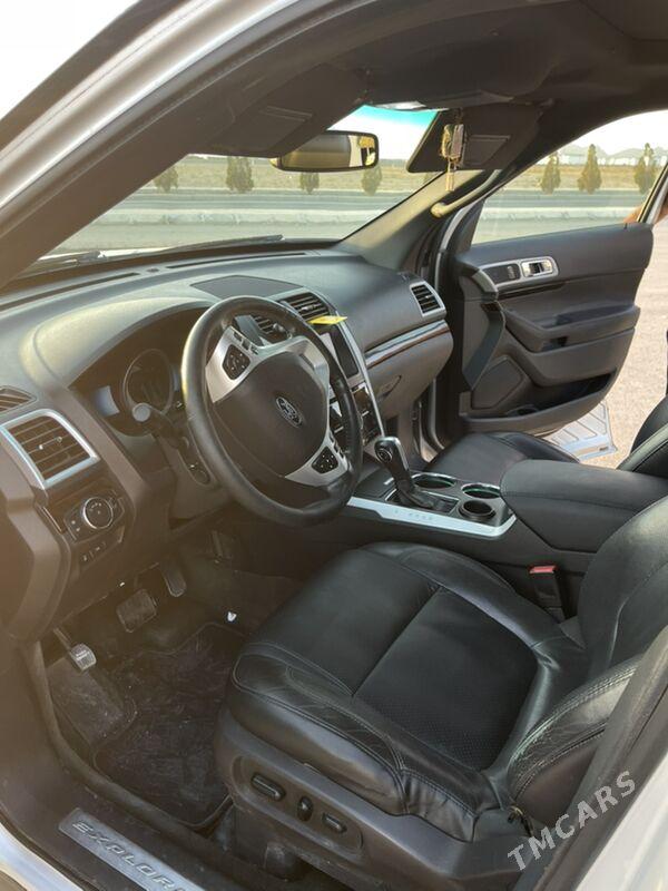 Ford Explorer 2014 - 280 000 TMT - Балканабат - img 2