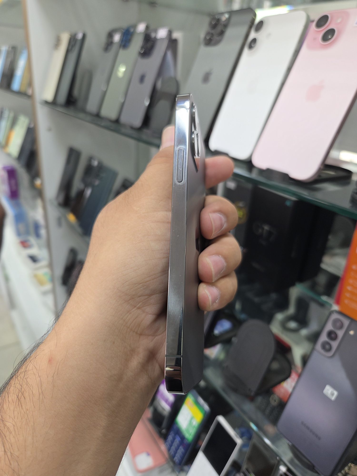 12 Pro 256gb 2 Sim bat 78% - Aşgabat - img 4