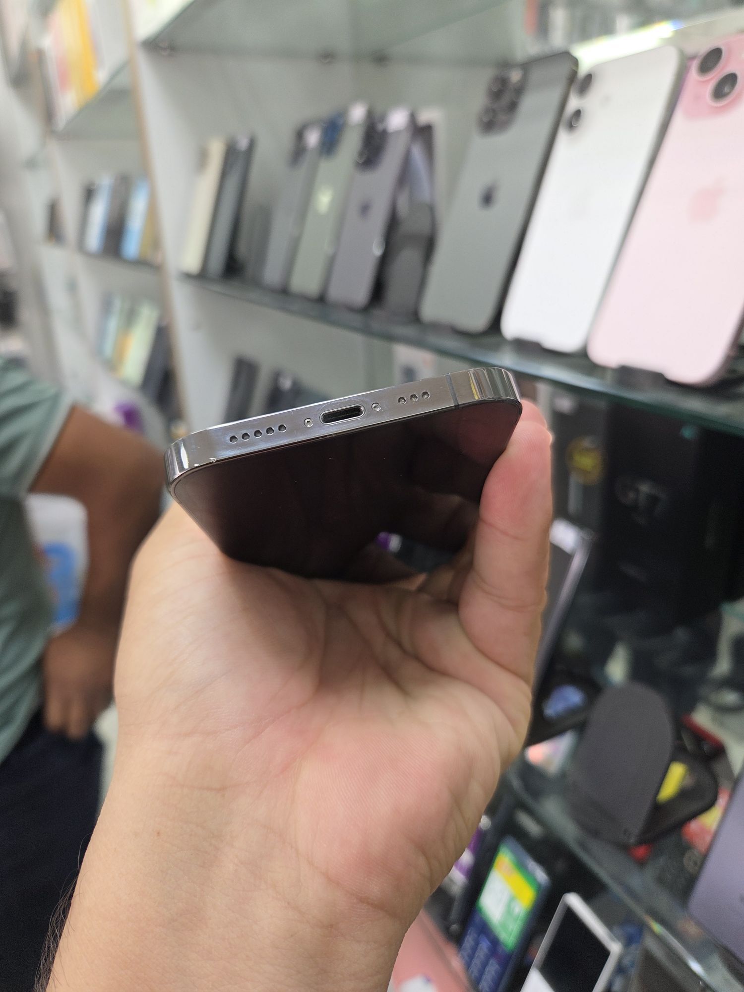 12 Pro 256gb 2 Sim bat 78% - Aşgabat - img 3
