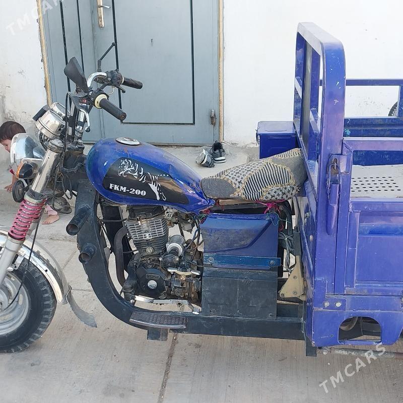 Fekon FK200-14G 2015 - 18 000 TMT - Balkanabat - img 2
