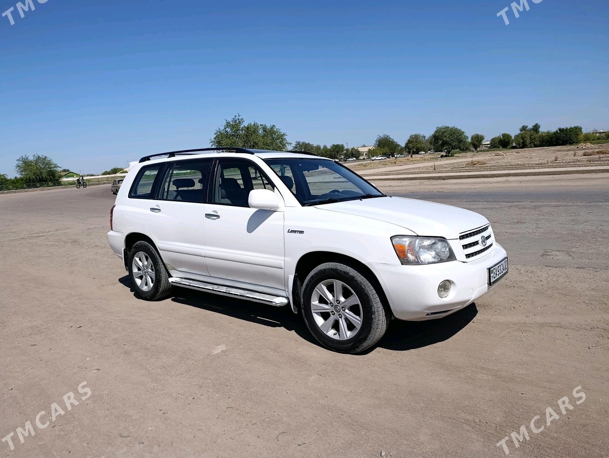 Toyota Highlander 2003 - 200 000 TMT - Köneürgenç - img 5
