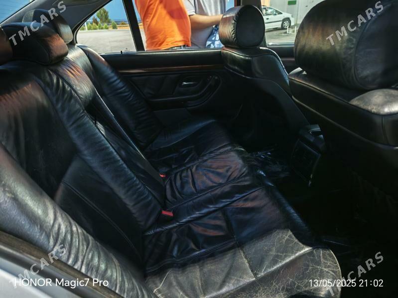 BMW E39 1998 - 100 000 TMT - Туркменбаши - img 3