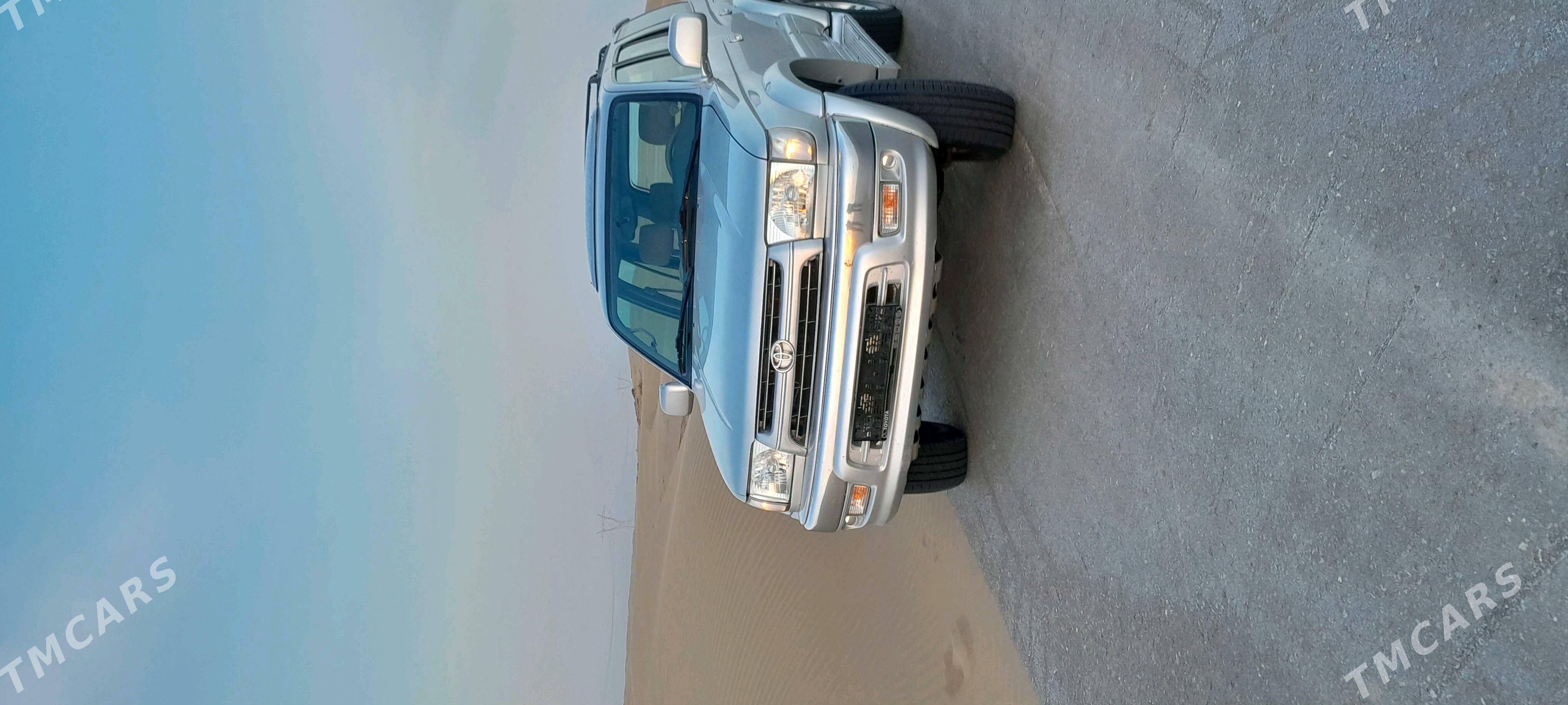 Toyota 4Runner 2002 - 170 000 TMT - Туркменбаши - img 2