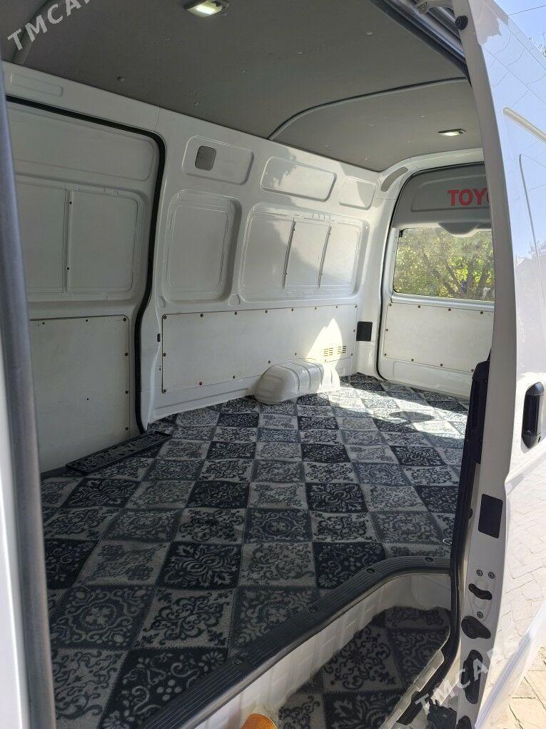Toyota Hiace 2021 - 425 000 TMT - Байрамали - img 7