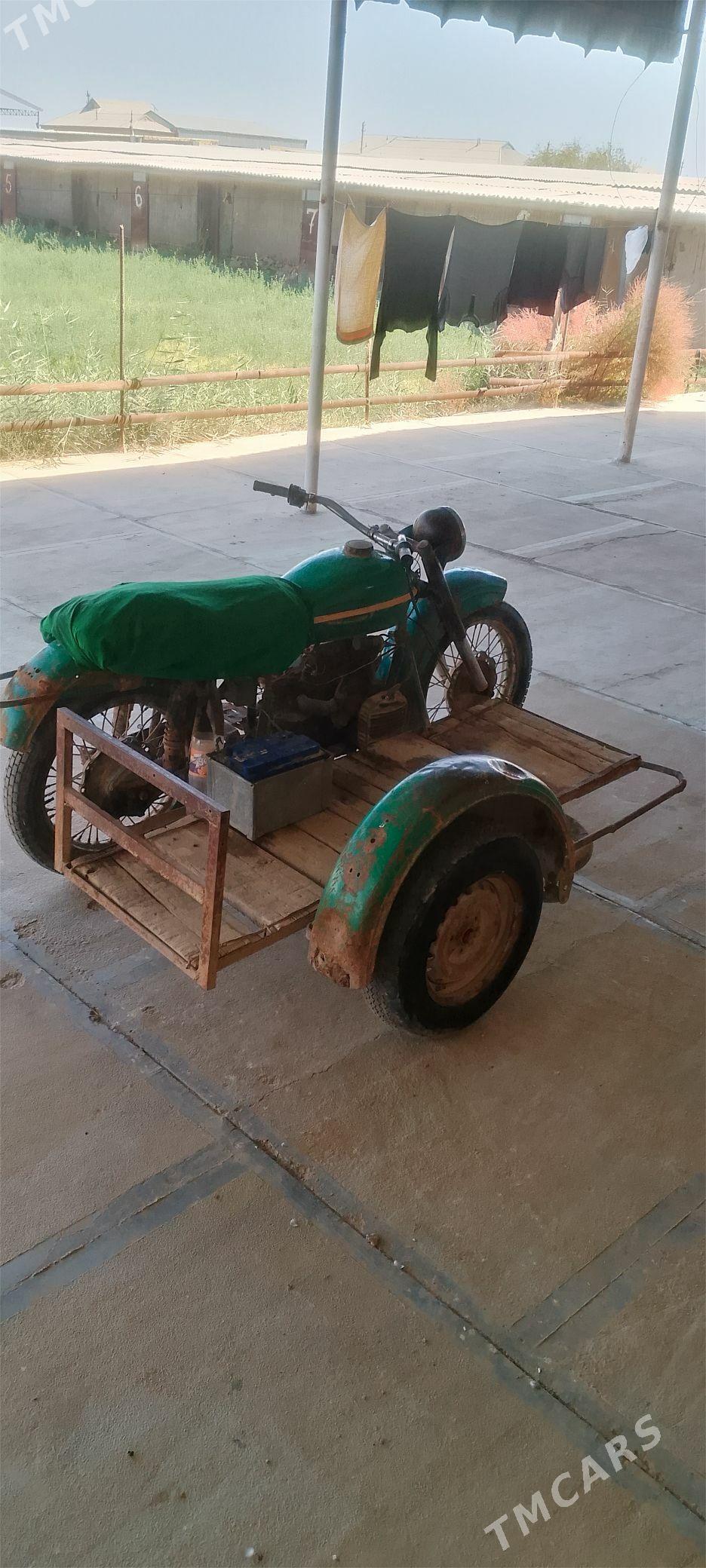 Ural 4320 1989 - 3 000 TMT - Murgap - img 2