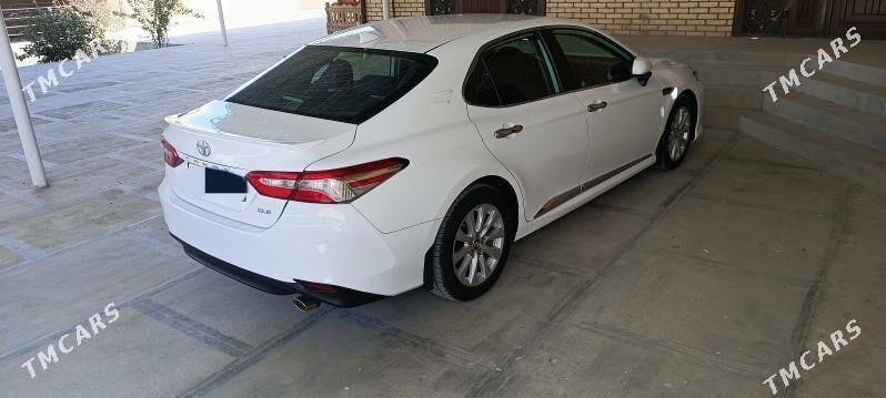 Toyota Camry 2019 - 310 000 TMT - Мары - img 4