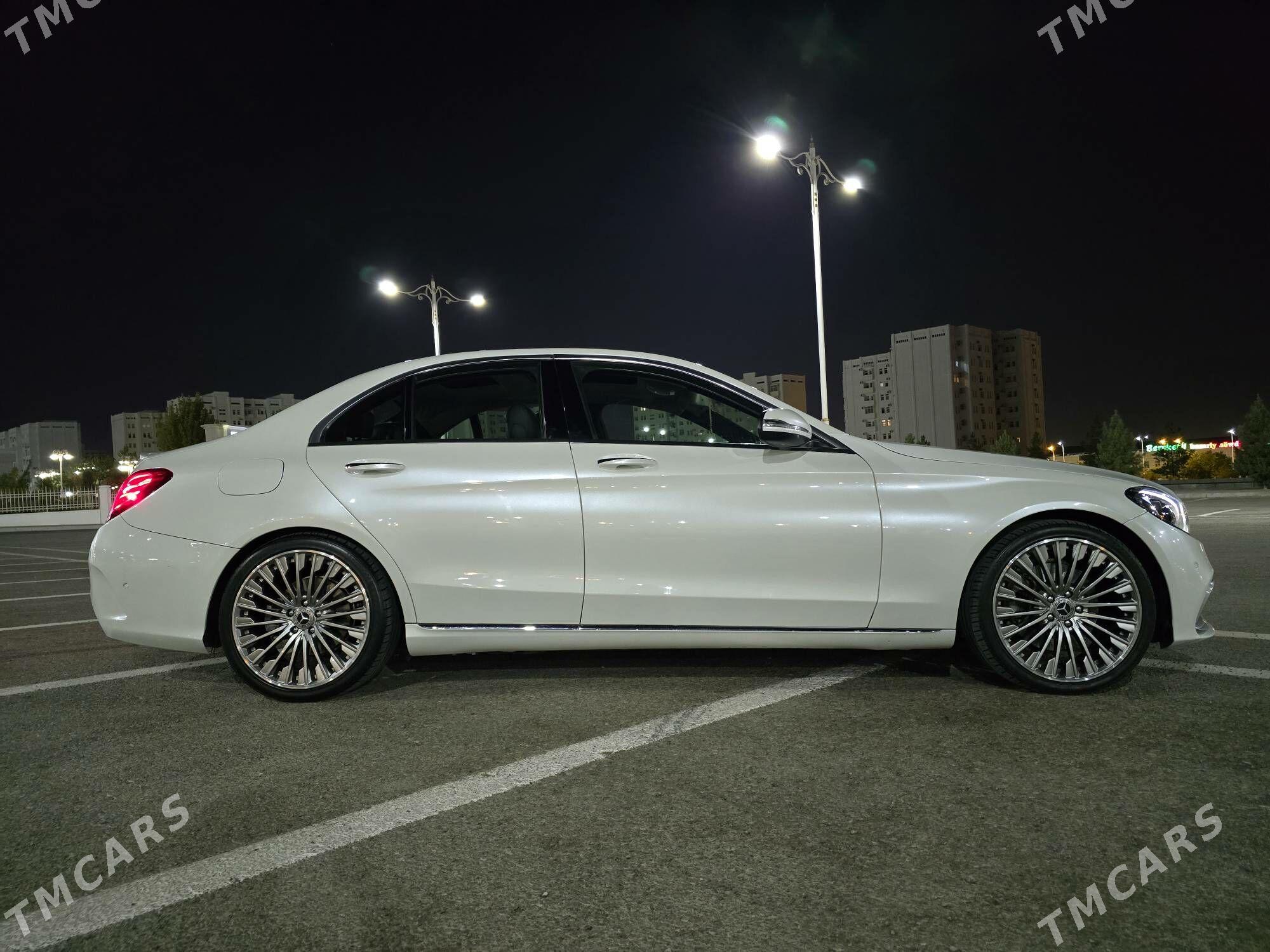 Mercedes-Benz C300 2015 - 390 000 TMT - Ашхабад - img 4