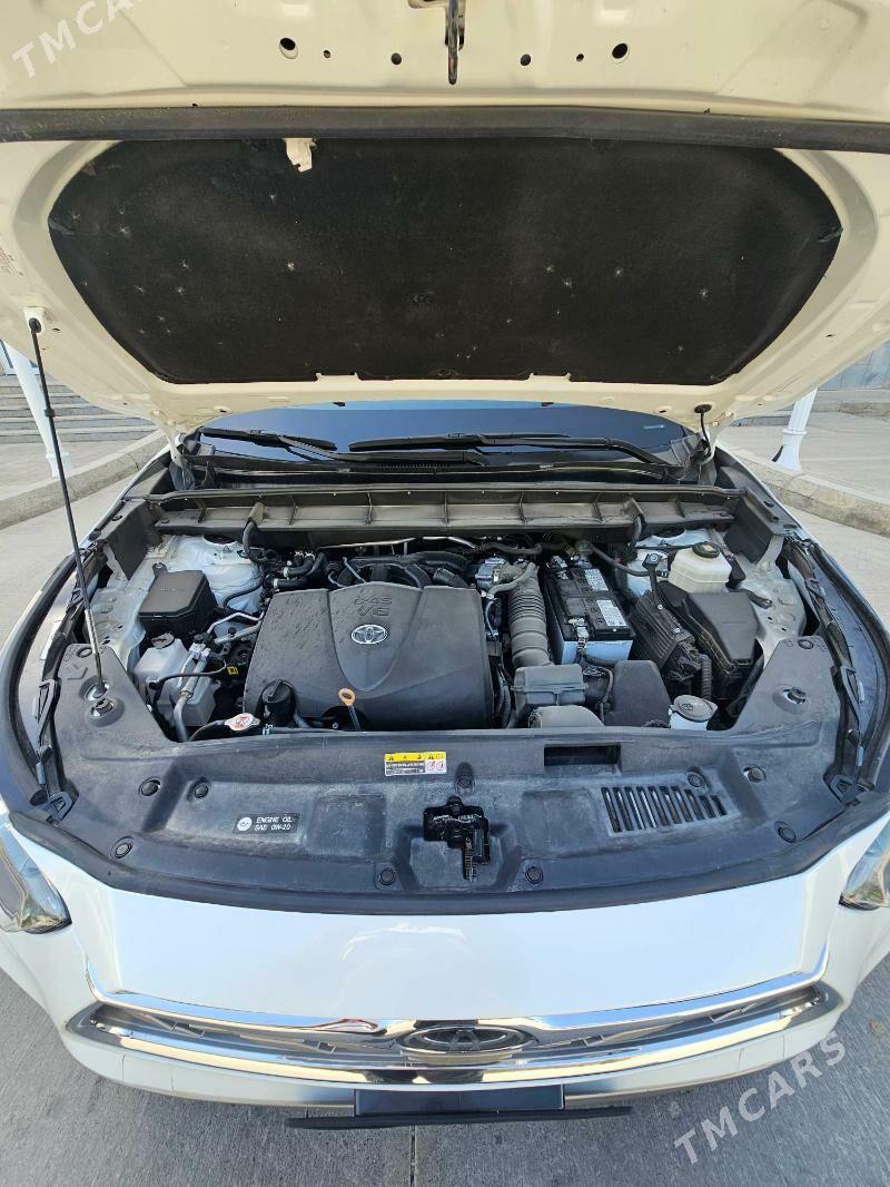 Toyota Highlander 2022 - 512 000 TMT - Aşgabat - img 7