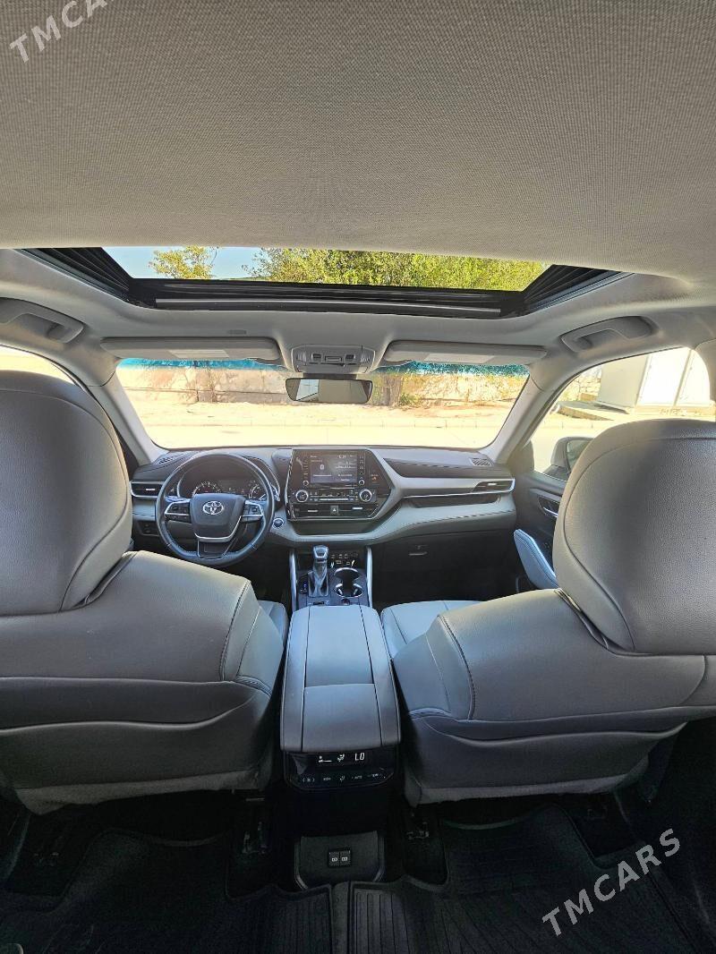 Toyota Highlander 2022 - 512 000 TMT - Aşgabat - img 6