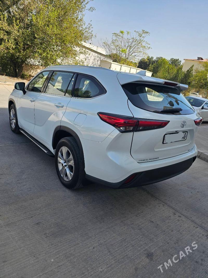Toyota Highlander 2022 - 512 000 TMT - Aşgabat - img 4